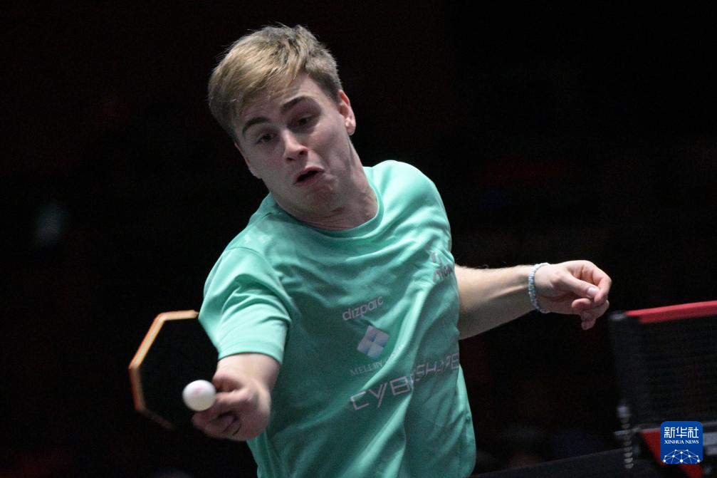 展户外活动 展户外活动